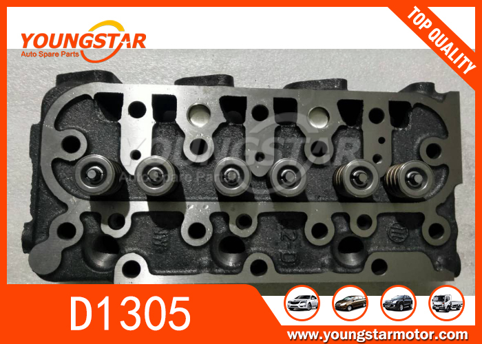 Testata completa per motore KUBOTA D1305 16030-03044 16022-03040 (2 tipi con fori e senza fori)