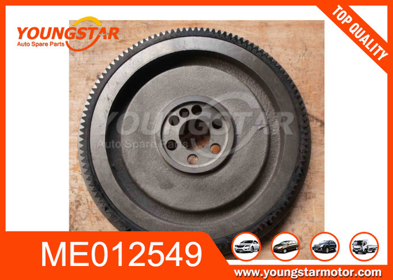 Volano  ME012549  4D34   114 DENTI 300 MM FRIZIONE