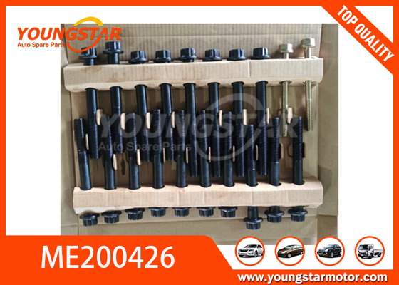 OEM ME200426 bulloni per cilindri per motori Mitsubishi 4M40 4M40T con materiale in acciaio