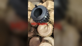Pignone dell'ingranaggio dell'albero motore Mitsubishi Montero MD184894